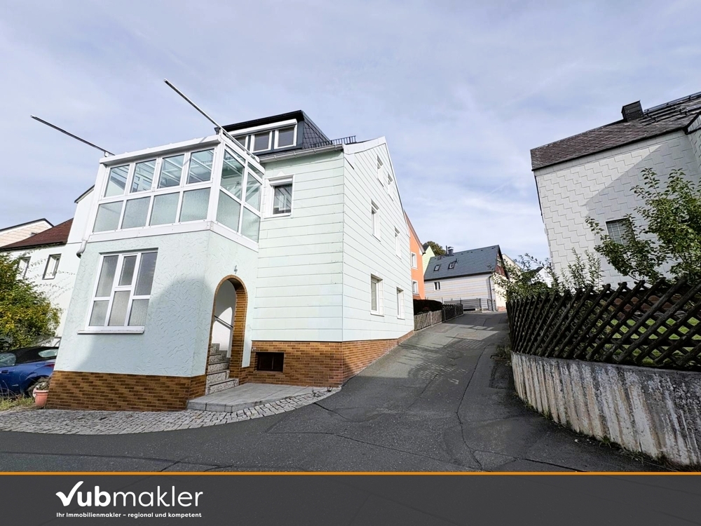 Charmantes Wohnhaus mit Wintergarten und vielseitigen Nutzungsmöglichkeiten in Leupoldsgrün &ndash; Foto 1