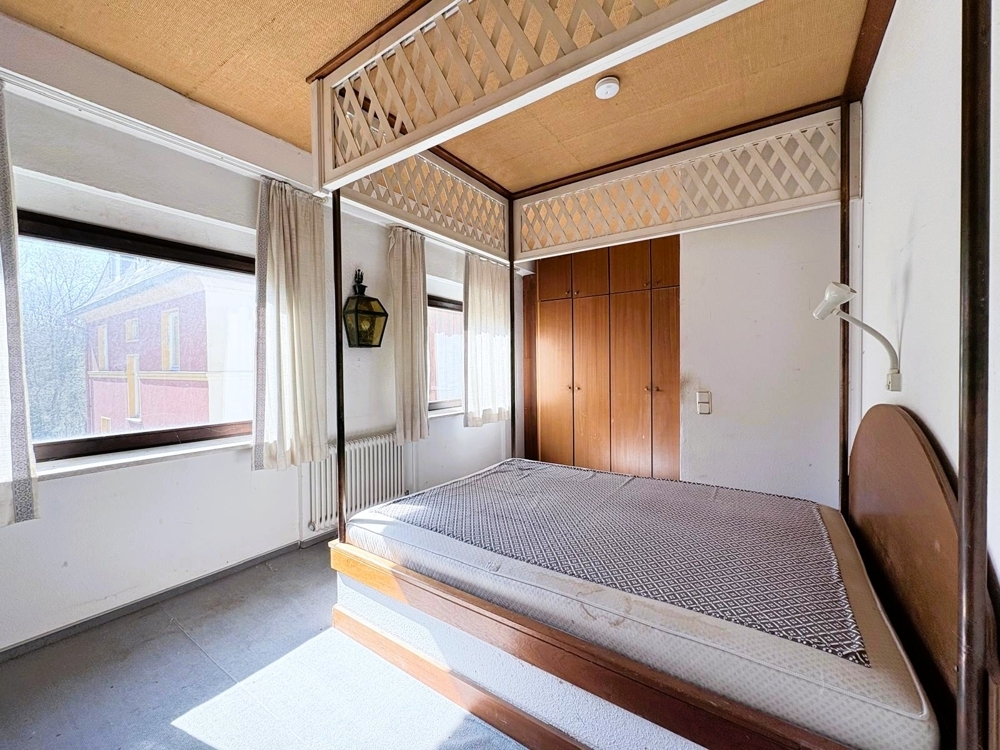 Vielseitiges Immobilienensemble mit zwei Gebäuden, Gewerbefläche und großem Entwicklungspotenzial in Lichtenberg &ndash; Foto 5