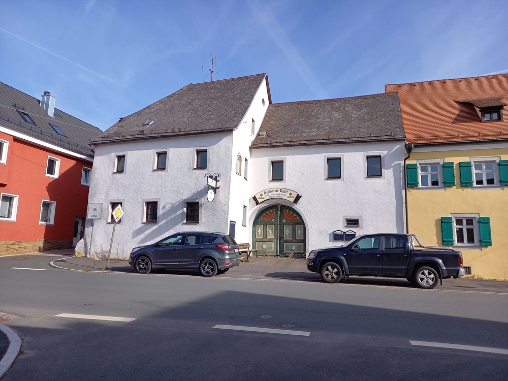 Zoiglstube Schwarzer Ritter mit Wohnung in Waldershof &ndash; Foto 2