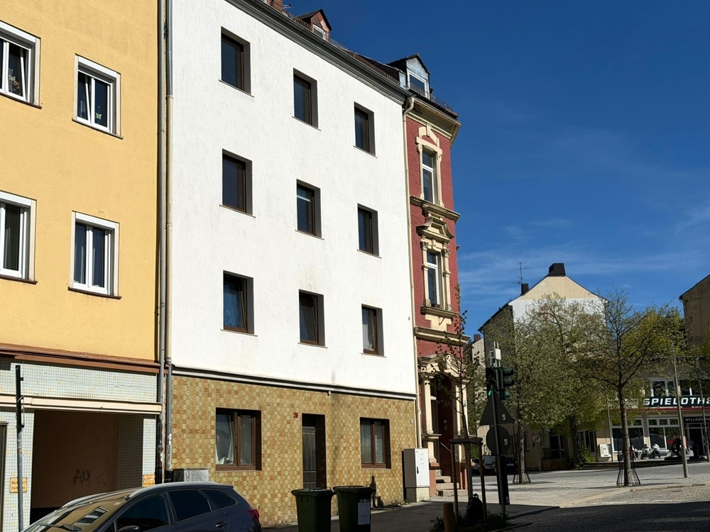 Wohnen mit besonderem Charakter: 4-Zimmer-Dachgeschosswohnung in Hof | ca. 110 m²