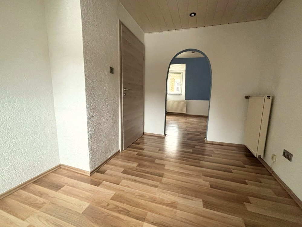 Reihenmittelhaus in zentraler Lage von Naila bietet ein großzügiges Zuhause &ndash; Foto 15