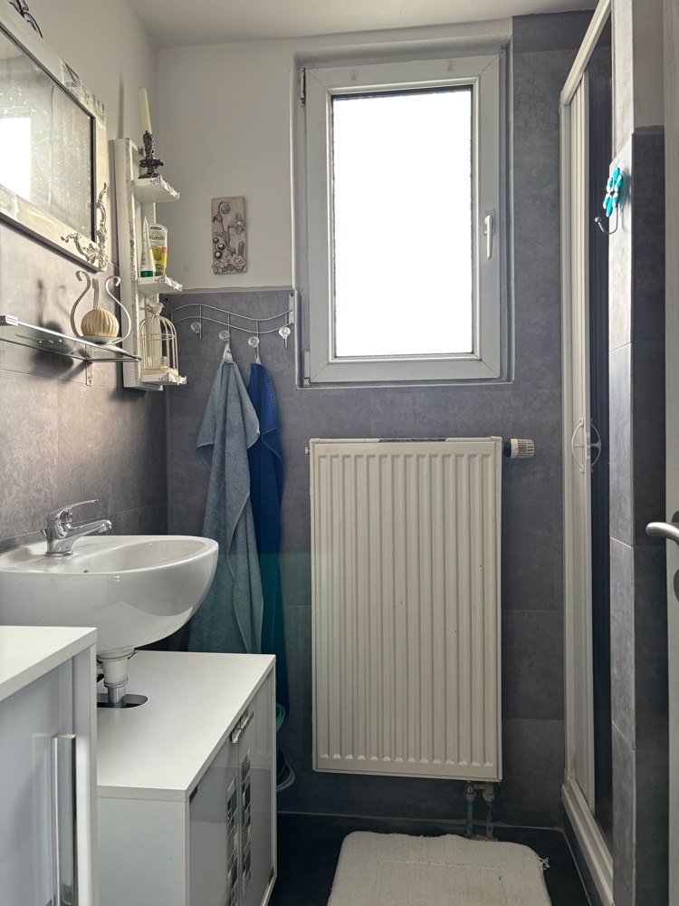 Doppelhaushälfte mit viel Platz zum Entfalten in Wiesau &ndash; Foto 8