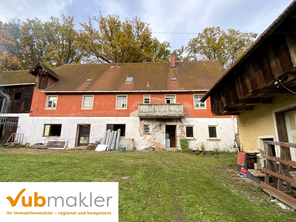Weiden/Nähe : Vierseithof mit genehmigtem Sanierungskonzept (6 WE) BodenRichtwert 250€ &ndash; Foto 1