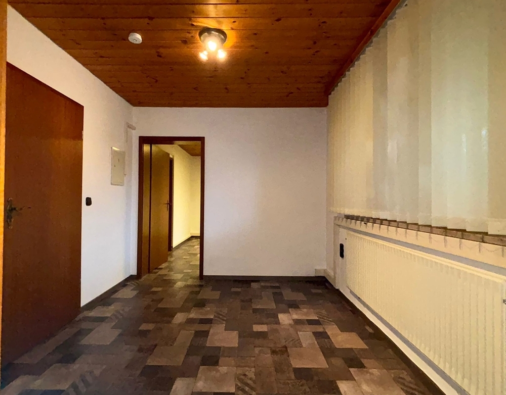 Zentrale Bürofläche in Rehau zu vermieten – Ideal für Kanzlei, Praxis oder Büro &ndash; Foto 3