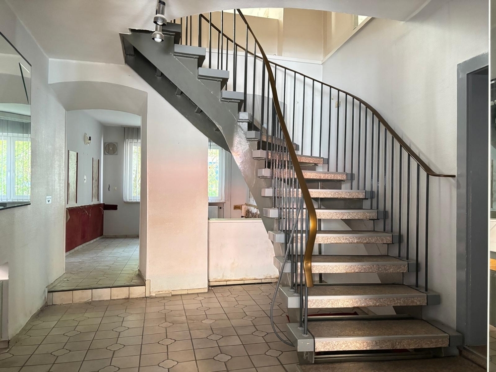 Vielseitiges Wohn- und Geschäftshaus in Hof – zentrale Lage, 130 qm Wohnen + 142 qm Gewerbe &ndash; Foto 14
