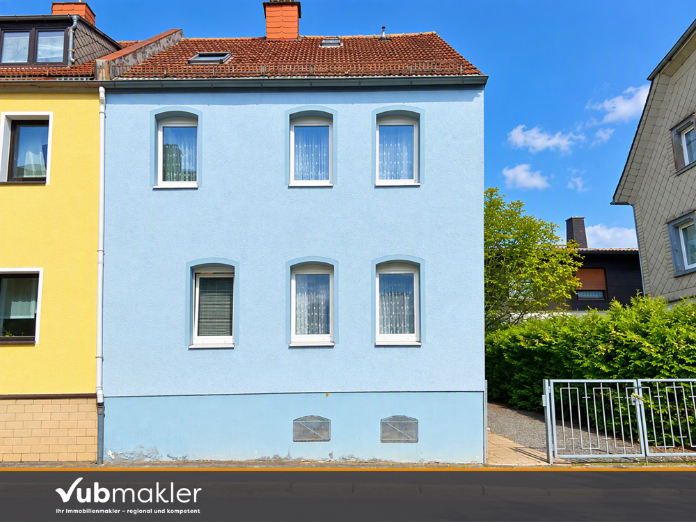 Historisches Stadthaus mit geschütztem Innenhof und vielseitigem Rückgebäude