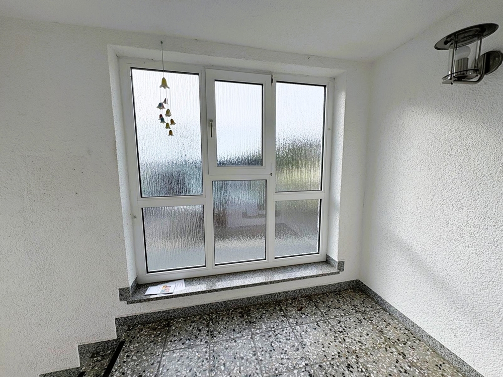 Charmantes Wohnhaus mit Wintergarten und vielseitigen Nutzungsmöglichkeiten in Leupoldsgrün &ndash; Foto 3