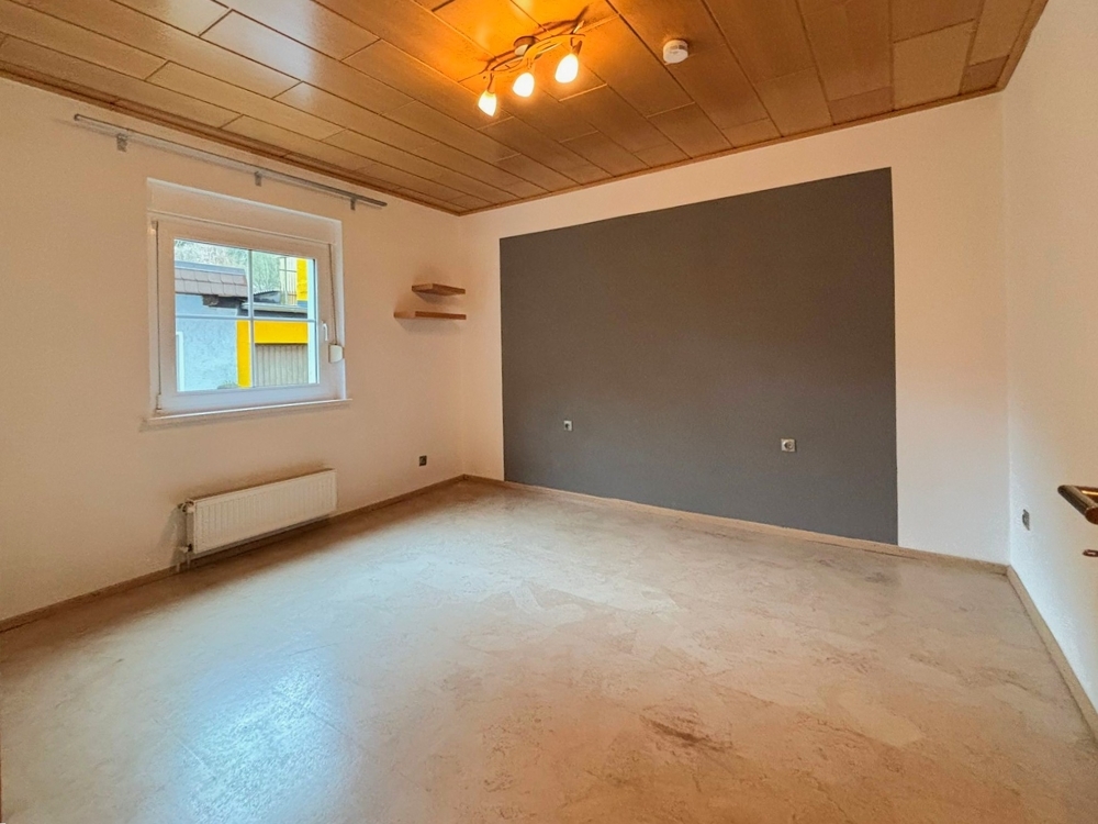 Reihenmittelhaus in zentraler Lage von Naila bietet ein großzügiges Zuhause &ndash; Foto 5
