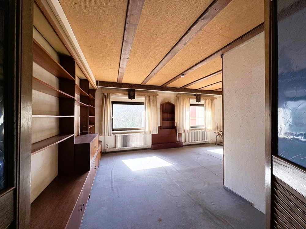 Vielseitiges Immobilienensemble mit zwei Gebäuden, Gewerbefläche und großem Entwicklungspotenzial in Lichtenberg &ndash; Foto 3