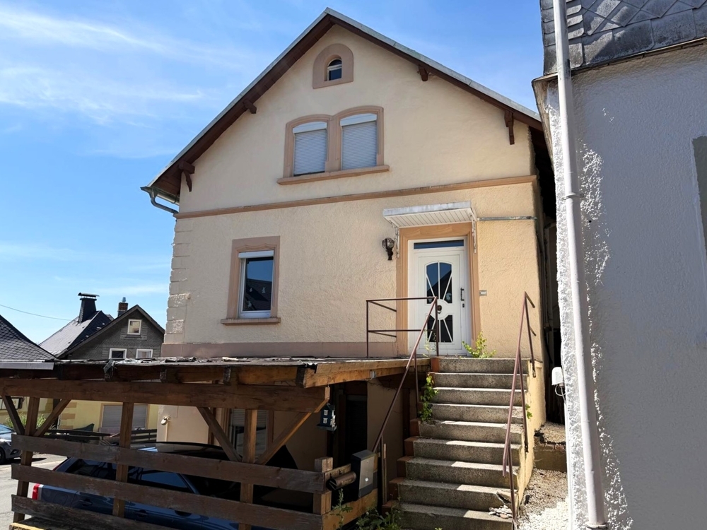 Einfamilienhaus mit zwei Eingängen, Terrasse und Entwicklungspotenzial in Enchenreuth &ndash; Foto 18