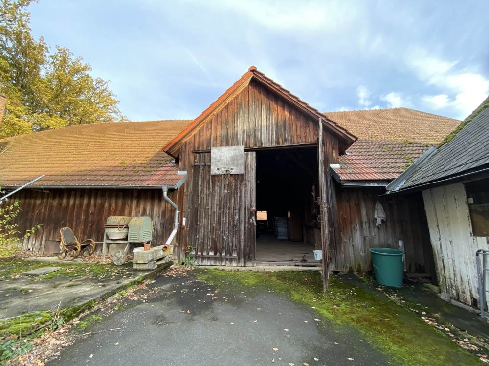 Weiden/Nähe : Vierseithof mit genehmigtem Sanierungskonzept (6 WE) BodenRichtwert 250€ &ndash; Foto 5