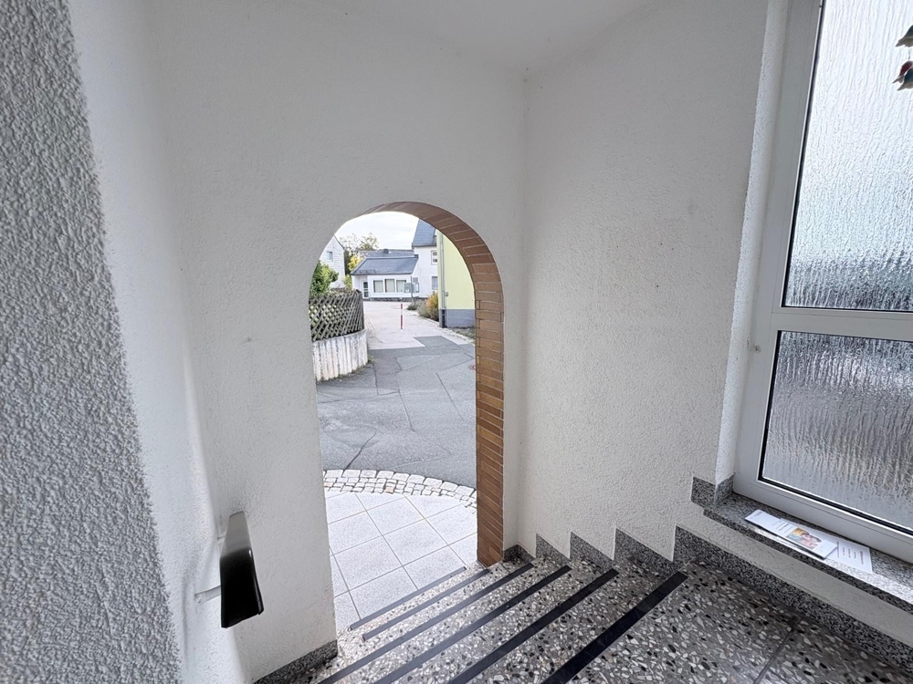 Charmantes Wohnhaus mit Wintergarten und vielseitigen Nutzungsmöglichkeiten in Leupoldsgrün &ndash; Foto 2