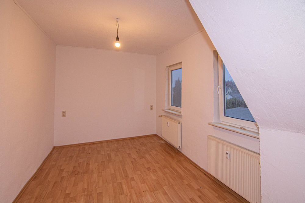 Fünf-Zimmer-Familienoase mit 2 Bädern und Stellplatz inklusive! &ndash; Foto 5