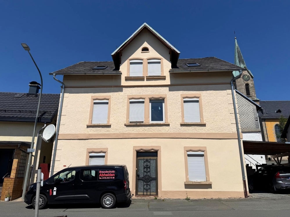 Einfamilienhaus mit zwei Eingängen, Terrasse und Entwicklungspotenzial in Enchenreuth &ndash; Foto 19
