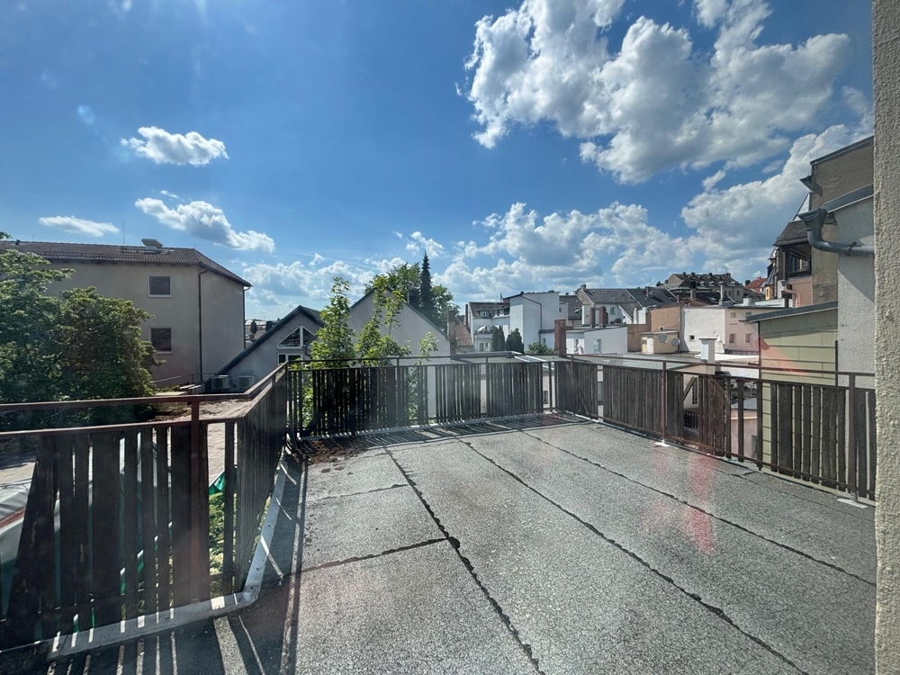 Vielseitiges Wohn- und Geschäftshaus in Hof – zentrale Lage, 130 qm Wohnen + 142 qm Gewerbe &ndash; Foto 9