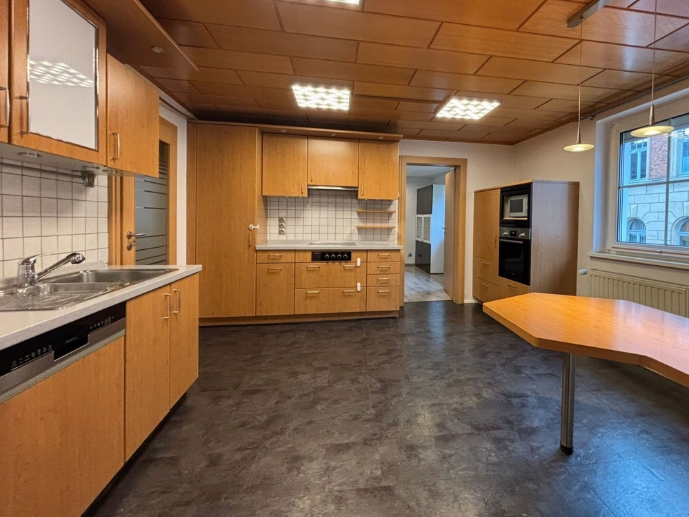 Reihenmittelhaus in zentraler Lage von Naila bietet ein großzügiges Zuhause &ndash; Foto 7